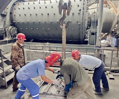 王家河選礦廠 | 清涼護航戰(zhàn)高溫，多維發(fā)力保生產